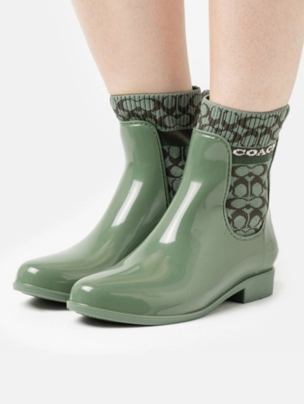 ๐ Coach Rivington Pull-On Olive Rain Boots (Women's Size 5 / Kids' Size 3.5) - Picture 10 of 10